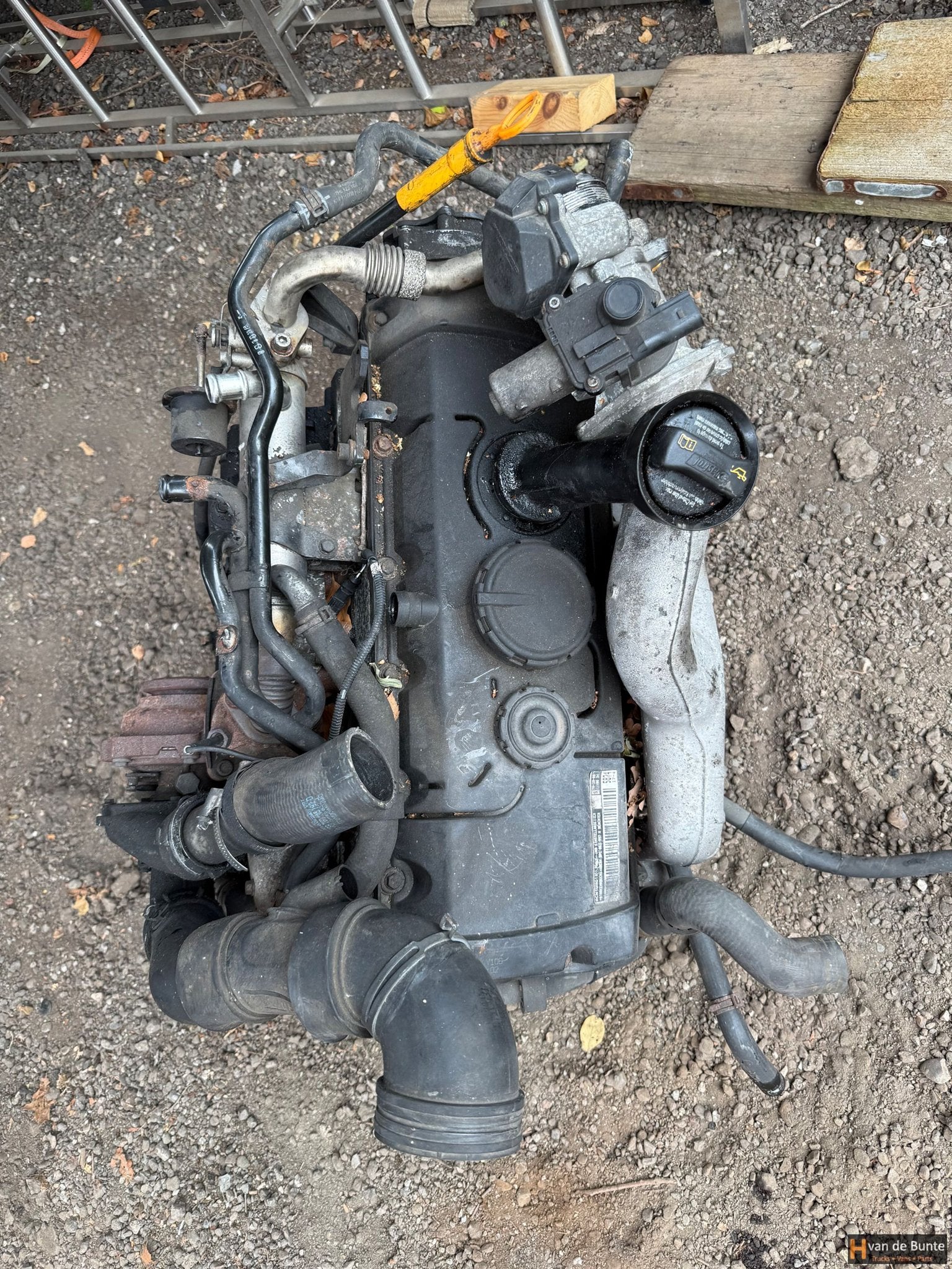 Motor Volkswagen Transporter 2.5 TDI  T5  code: BPC
