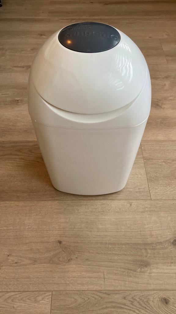 Tommee Tippie Sangenic luieremmer incl. 5 navullingen, Kinderen en Baby's, Badjes en Verzorging, Ophalen, Zo goed als nieuw, Luieremmer