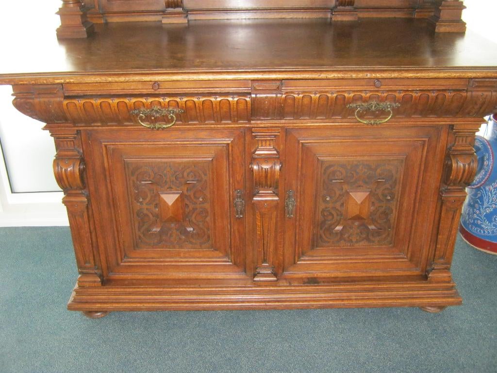 Authentieke buffetkast uit ongeveer 1880-1910., Antiek en Kunst, Antiek | Meubels | Kasten, Ophalen