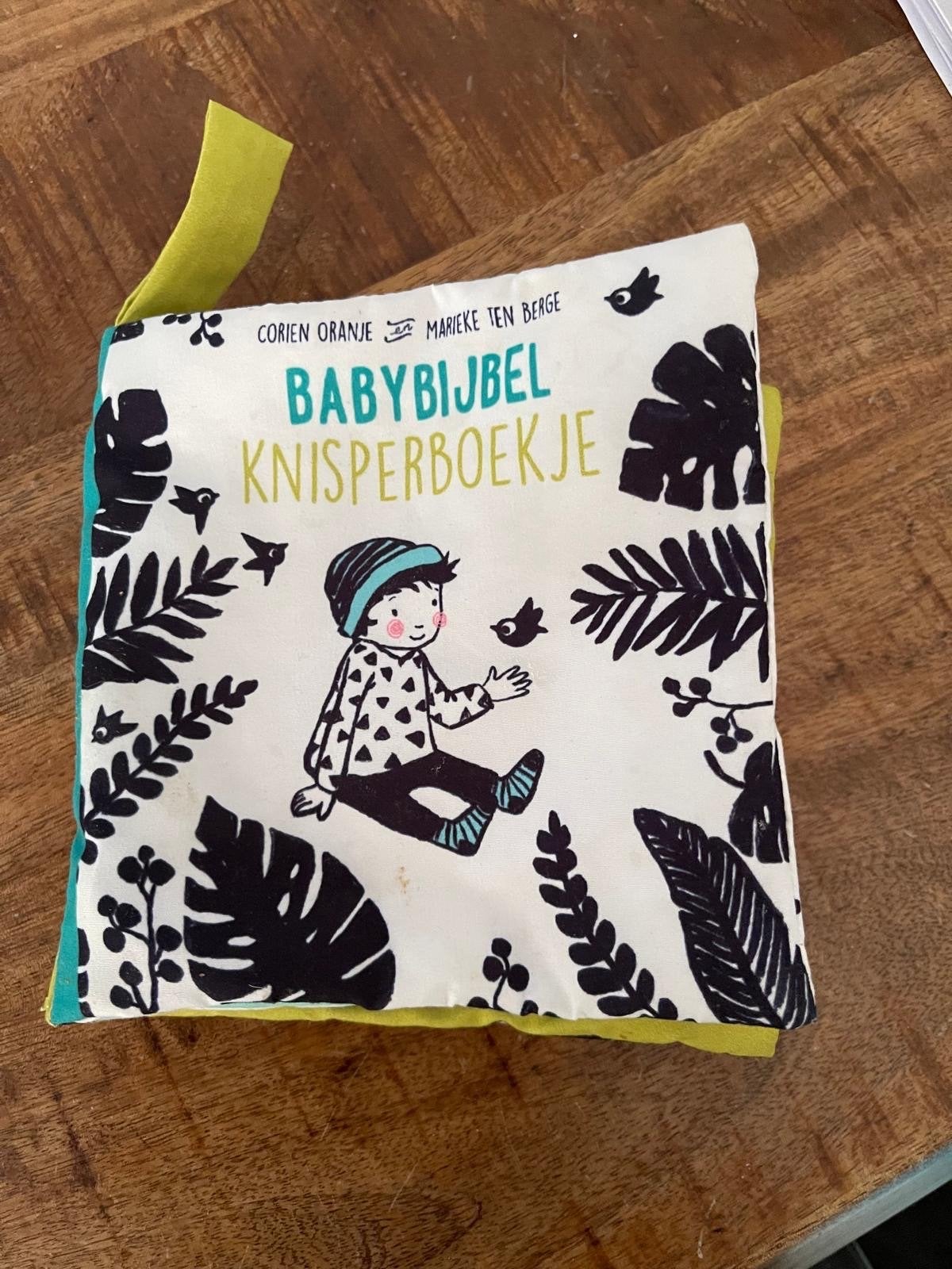Babybijbel Knisperboekje - Corien Oranje & Marieke ten Berge, Ophalen of Verzenden, Gebruikt, Overige typen