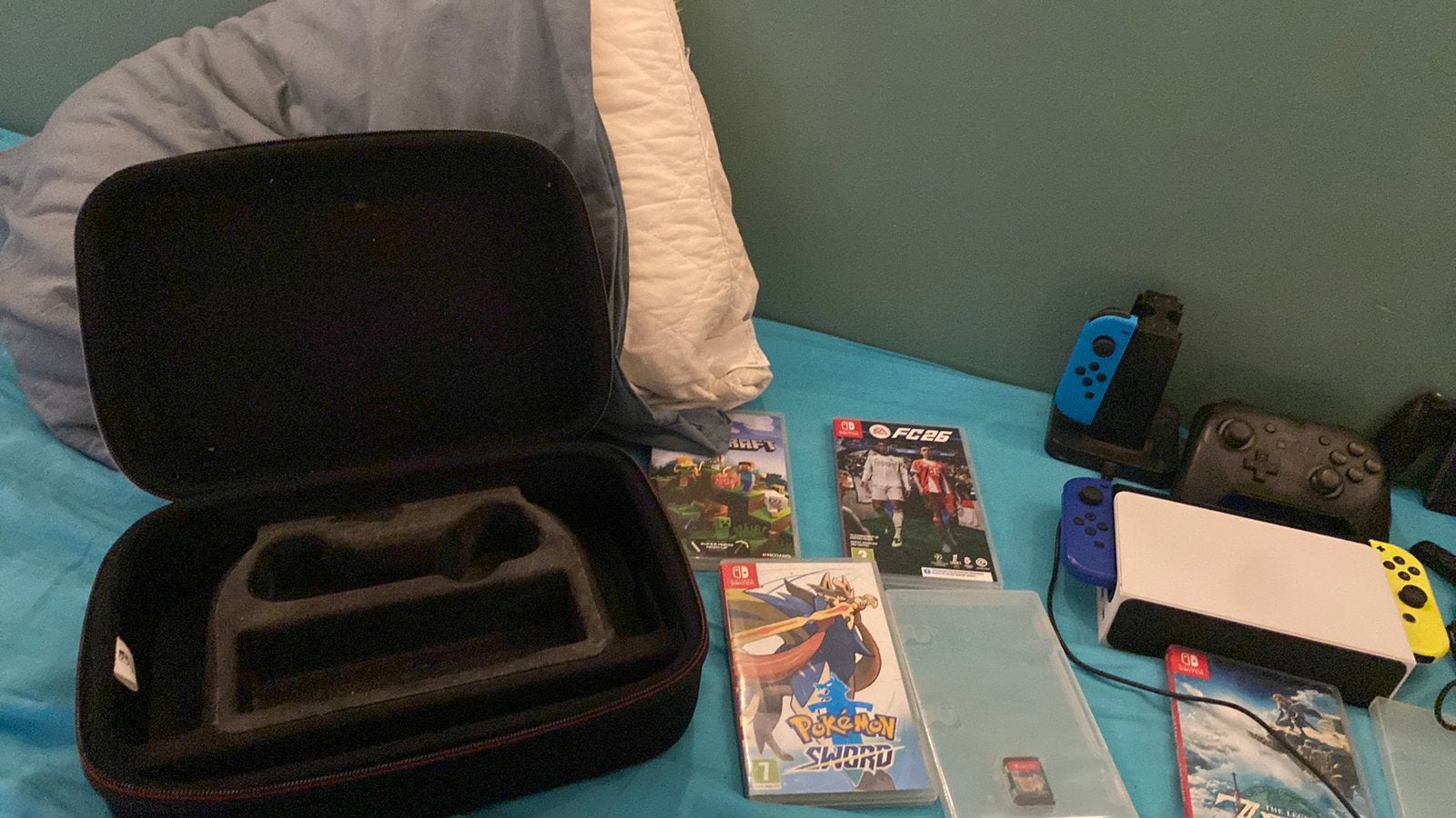 Nintendo switch oled, Met games, Zo goed als nieuw, Met 3 controllers of meer, Switch OLED