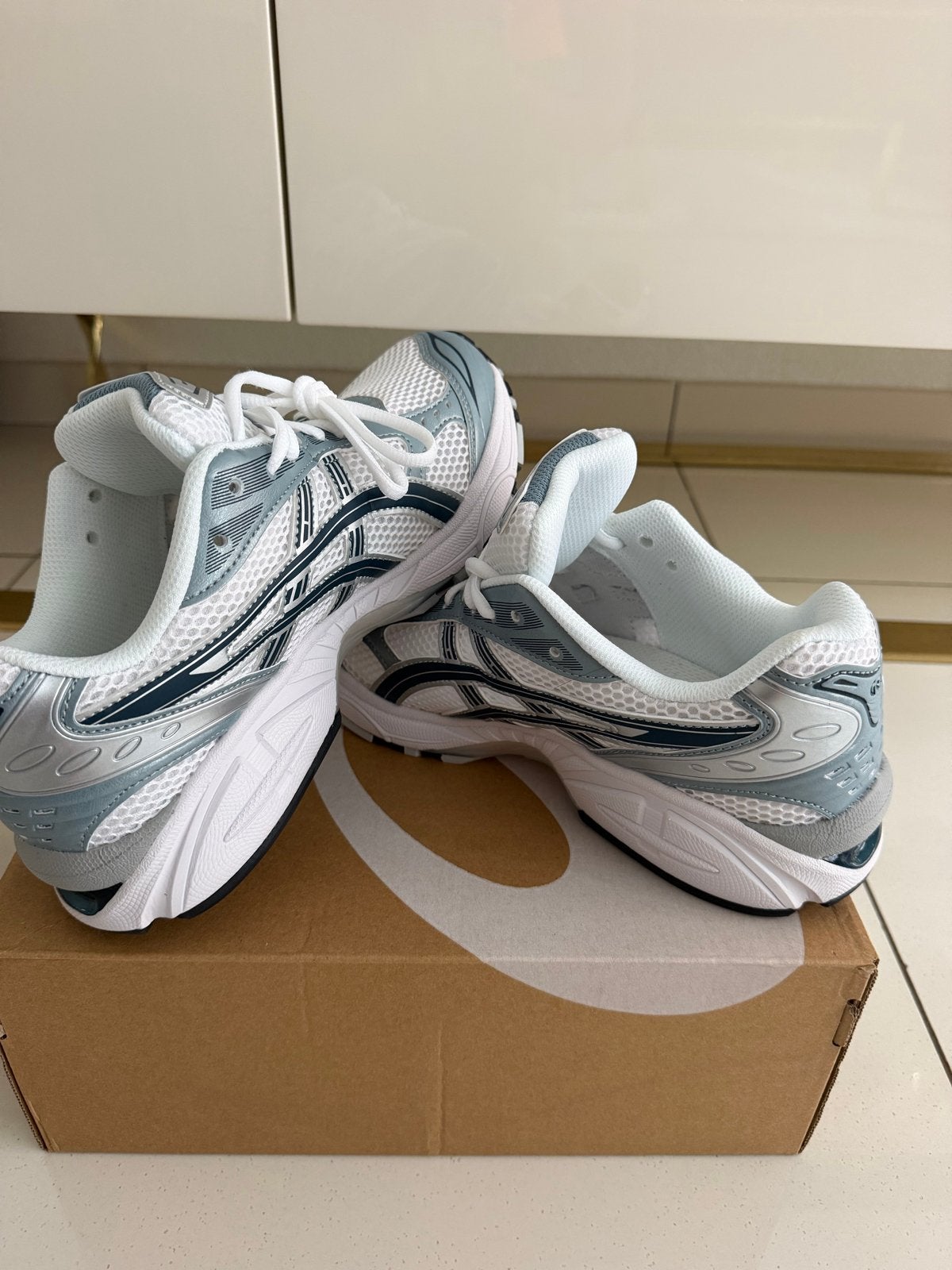 ASICS Gel-Kayano 14 Sneakers - Nieuw in doos, Ophalen of Verzenden, Nieuw, Wit, Sneakers of Gympen