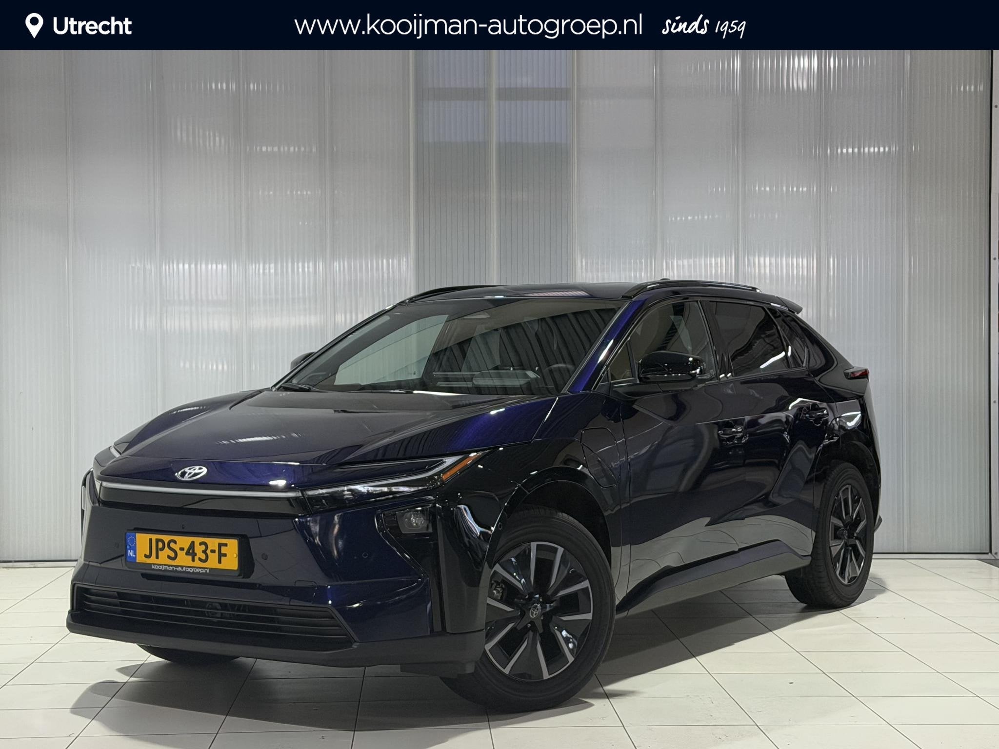 Toyota bZ4X Executive 73 kWh 16% Bijtelling , Lederen bekled, Auto's, Toyota, Dealer onderhouden, Gebruikt, 1905 kg, Blauw