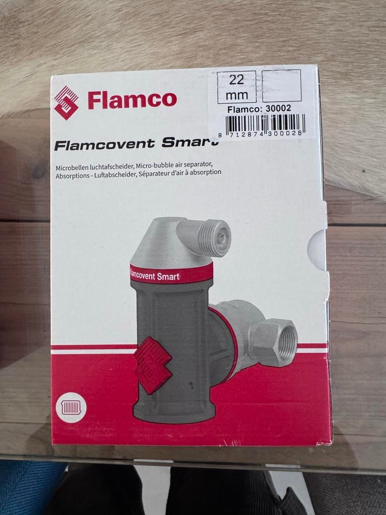 Nieuwe Flamco Lucht- en Vuilafscheider 22mm, Ophalen of Verzenden, Zo goed als nieuw