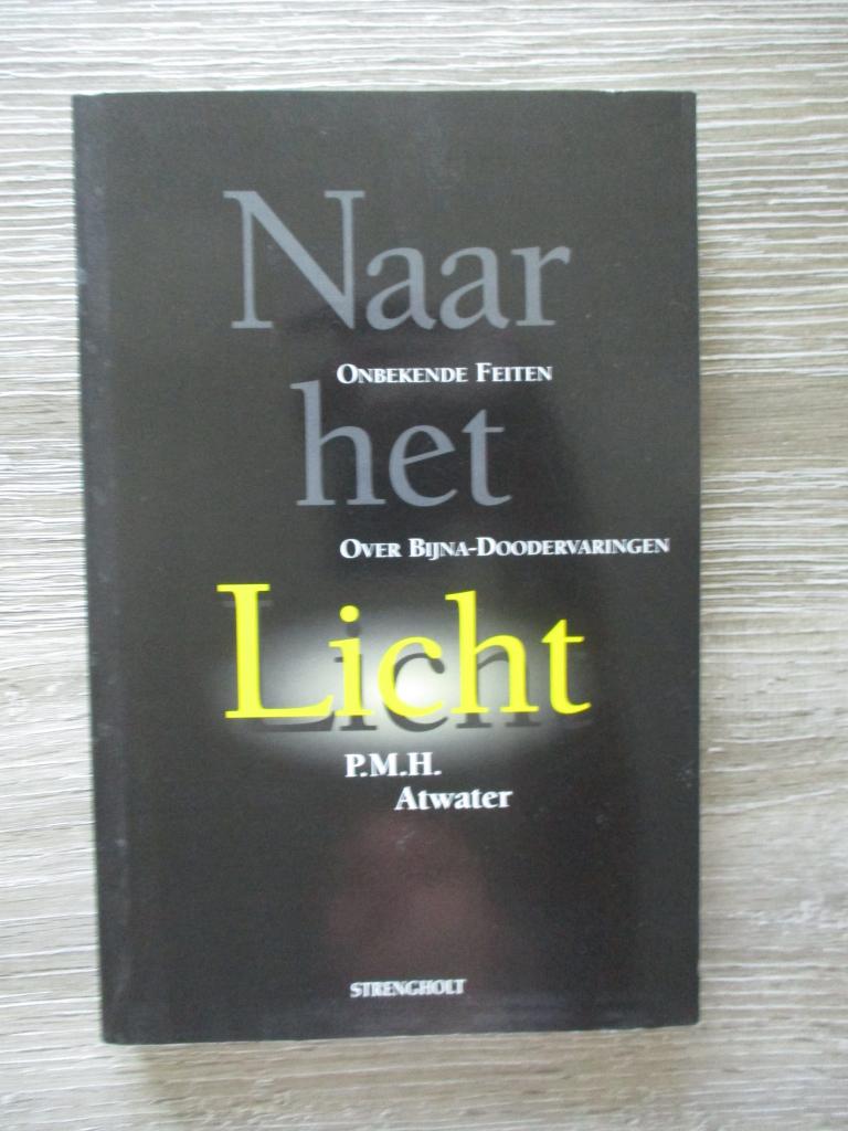 Naar het licht. Onbekende feiten over bijna-doodervaringen, Boeken, Ophalen of Verzenden, Gelezen, Overige onderwerpen, Achtergrond en Informatie
