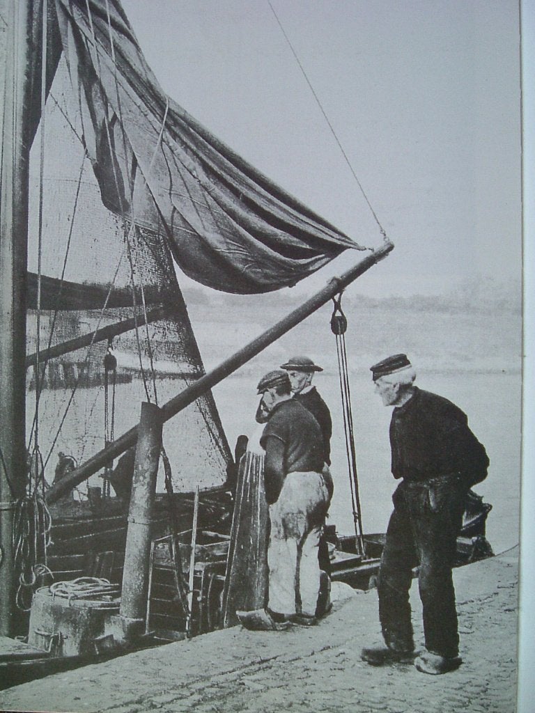 Vissers verhalen over hun leven., Boeken, Ophalen of Verzenden, Kees Slager, 20e eeuw of later, Gelezen