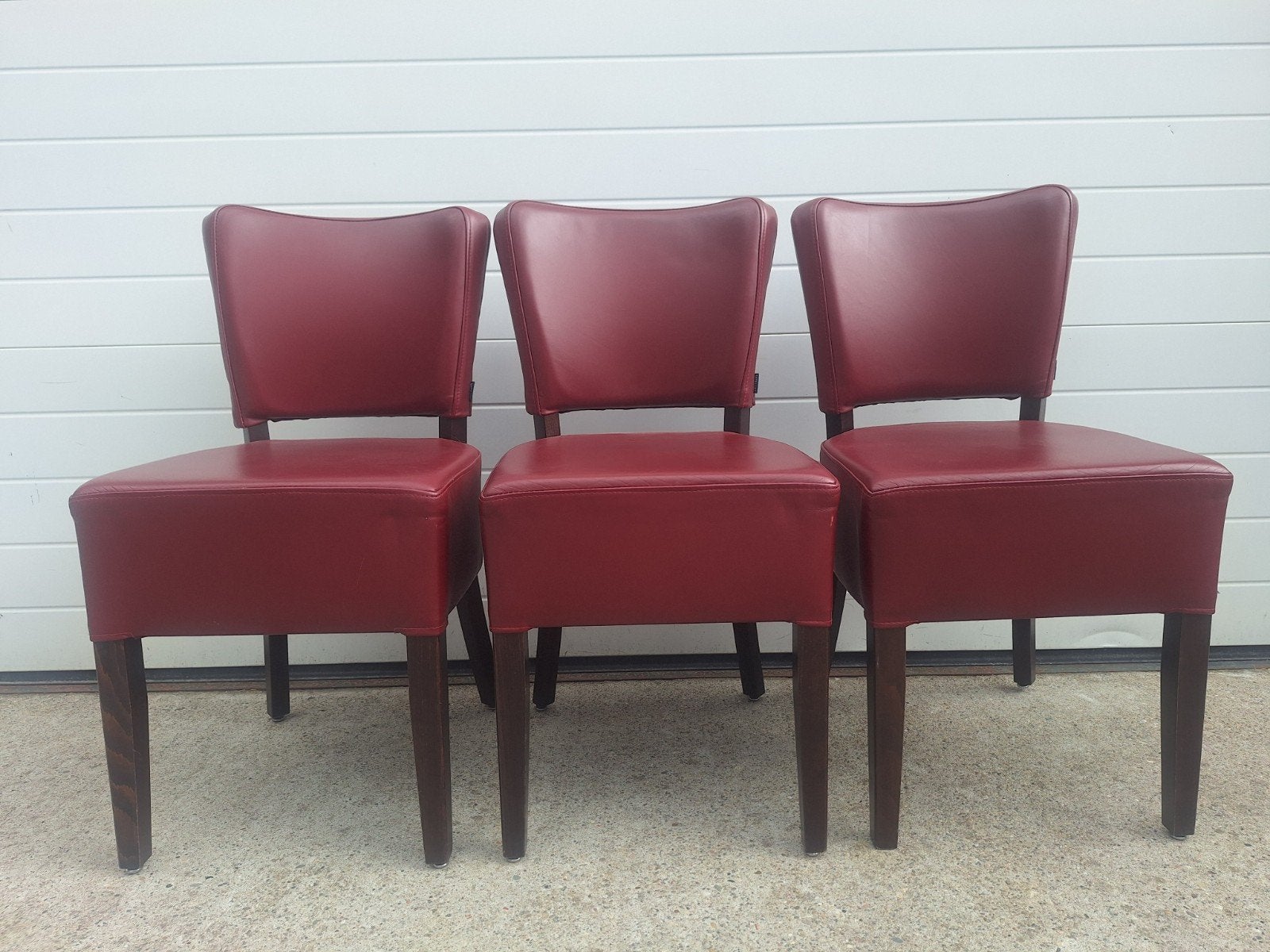 nog 3 x Satelliet cafestoelen bordeaux leer cafe stoelen, Huis en Inrichting, Stoelen, Leer, Ophalen of Verzenden, Zo goed als nieuw