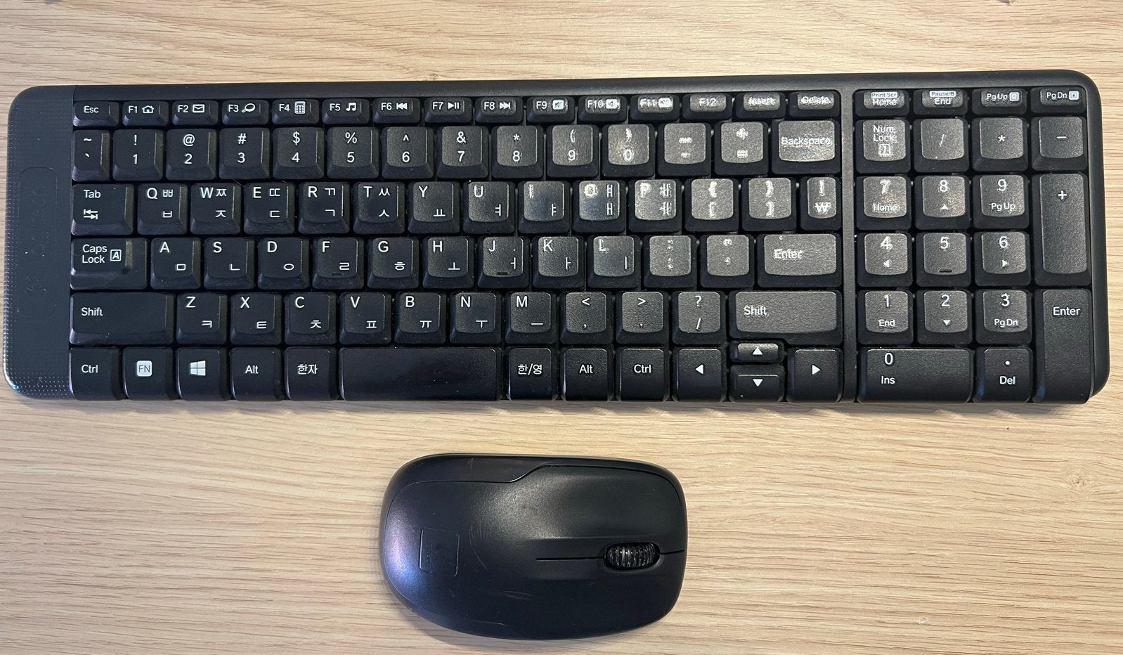 Logitech Toetsenbord (Int'l/Koreaans) met Muis, Ophalen, Gebruikt, Draadloze ontvanger, Overige indelingen