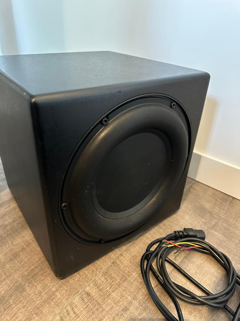 Rel quake q200e subwoofer