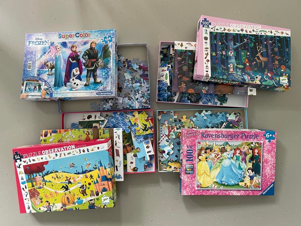 4 kinderpuzzels: Disney Frozen, Prinses, Bos & Kasteel, Ophalen of Verzenden, Meer dan 50 stukjes, Zo goed als nieuw, 4 tot 6 jaar