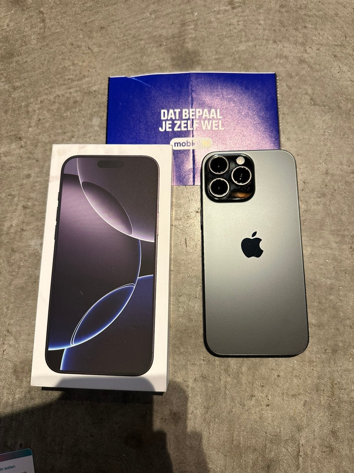 iPhone 16 Pro Max | 512GB | Black Titanium | 100% batterij, Telecommunicatie, Mobiele telefoons | Apple iPhone, 512 GB, Zwart