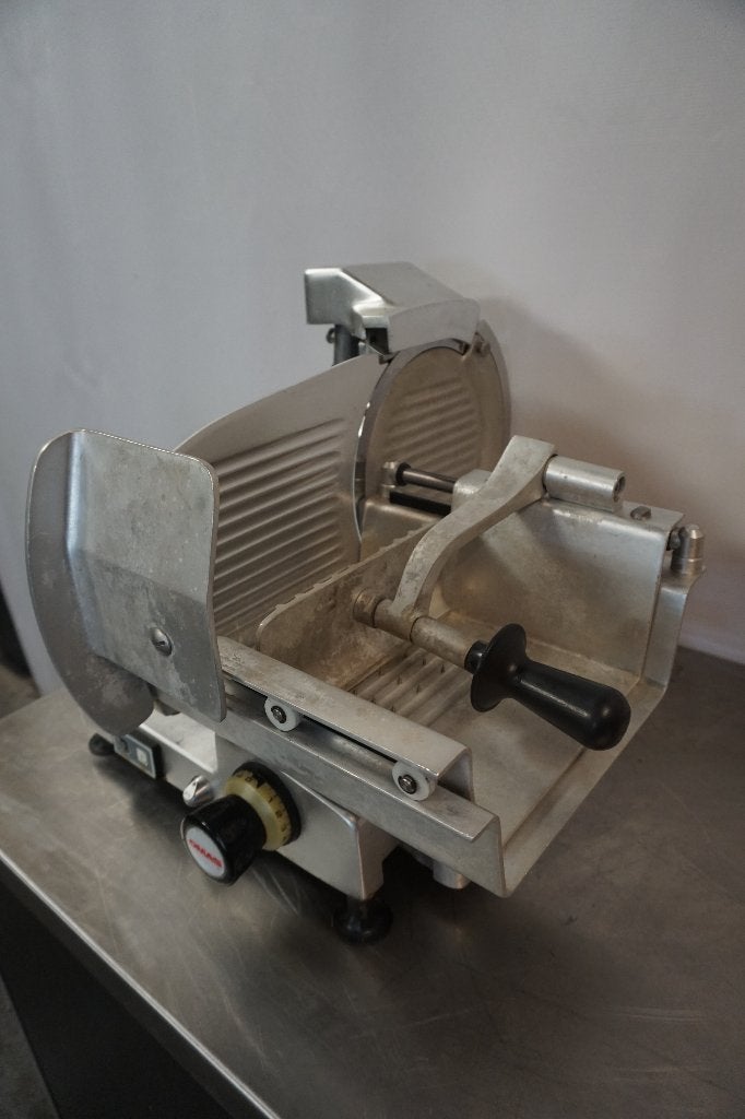 Omas snijmachine vleessnijmachine horeca, Ophalen of Verzenden, Gebruikt, Overige merken