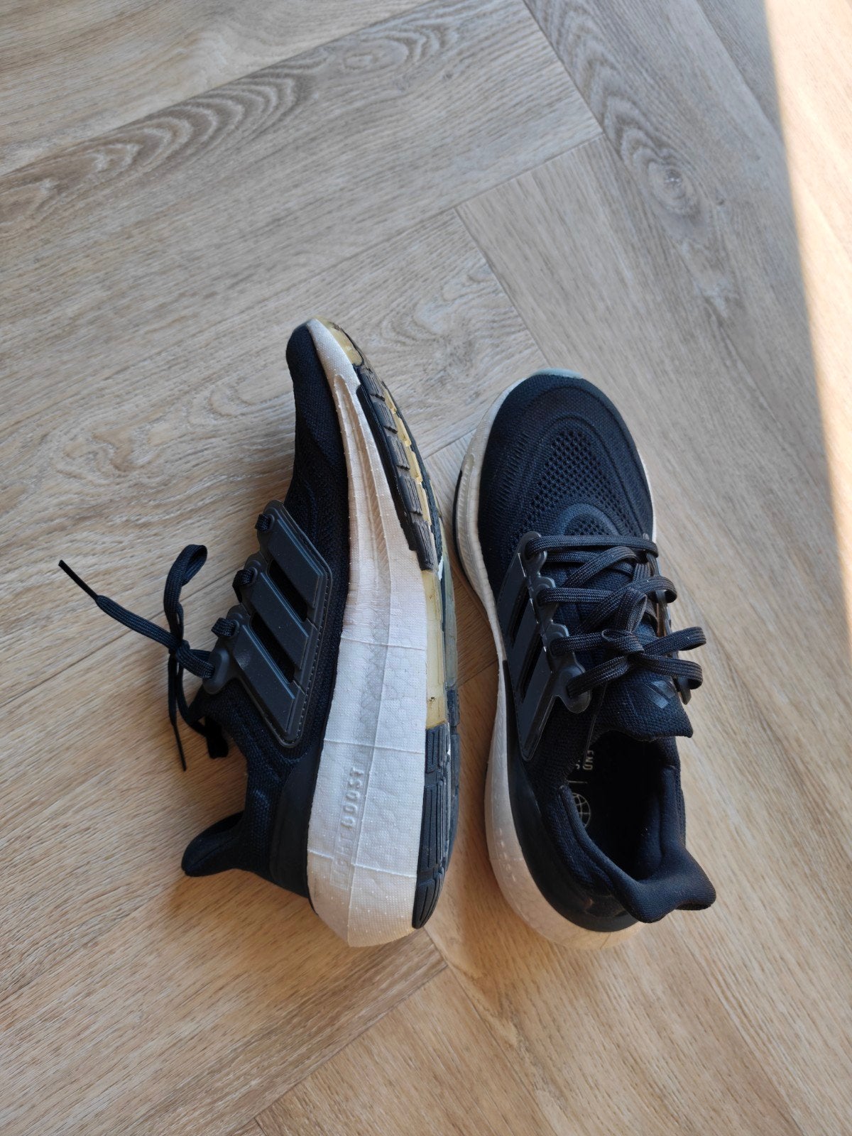 Adidas Ultraboost 2.0 met Continental banden, hardloopschoen, Zwart, Ophalen of Verzenden, Adidas, Sneakers of Gympen