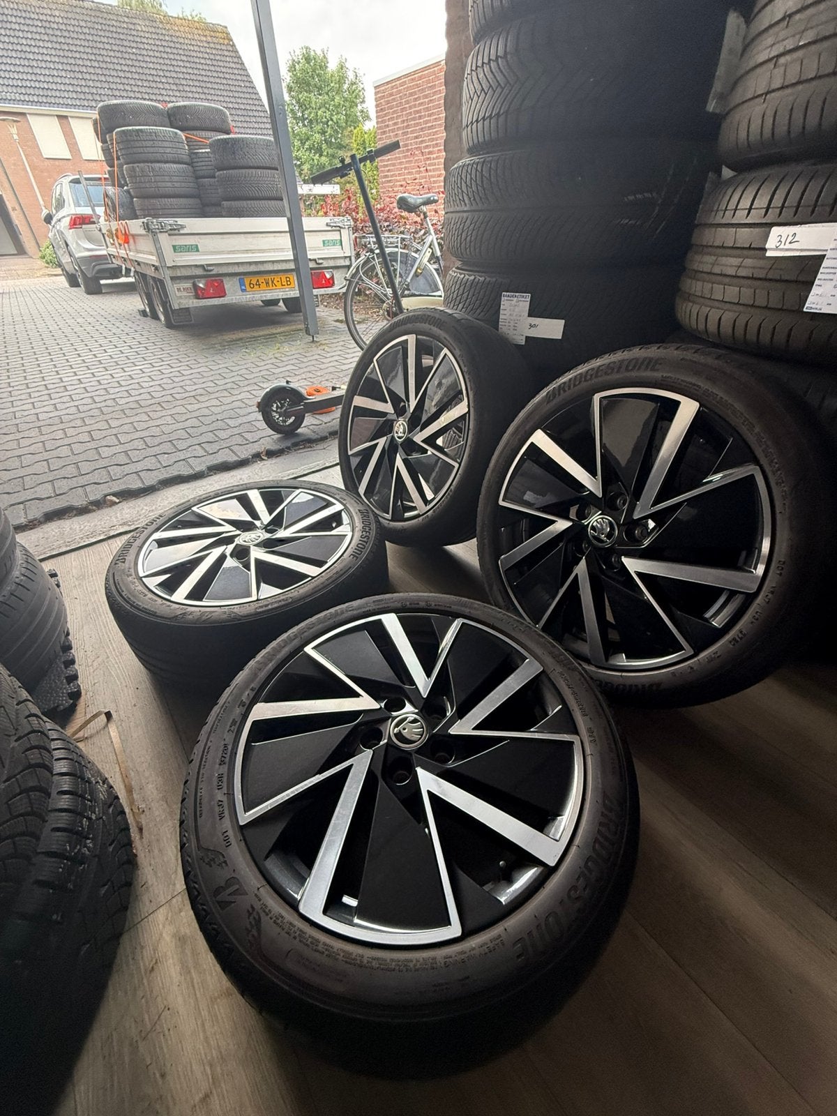 Skoda vega Aero velgen/orgineel/18inch/ET48, 18 inch, ----, Banden en Velgen, Ophalen of Verzenden