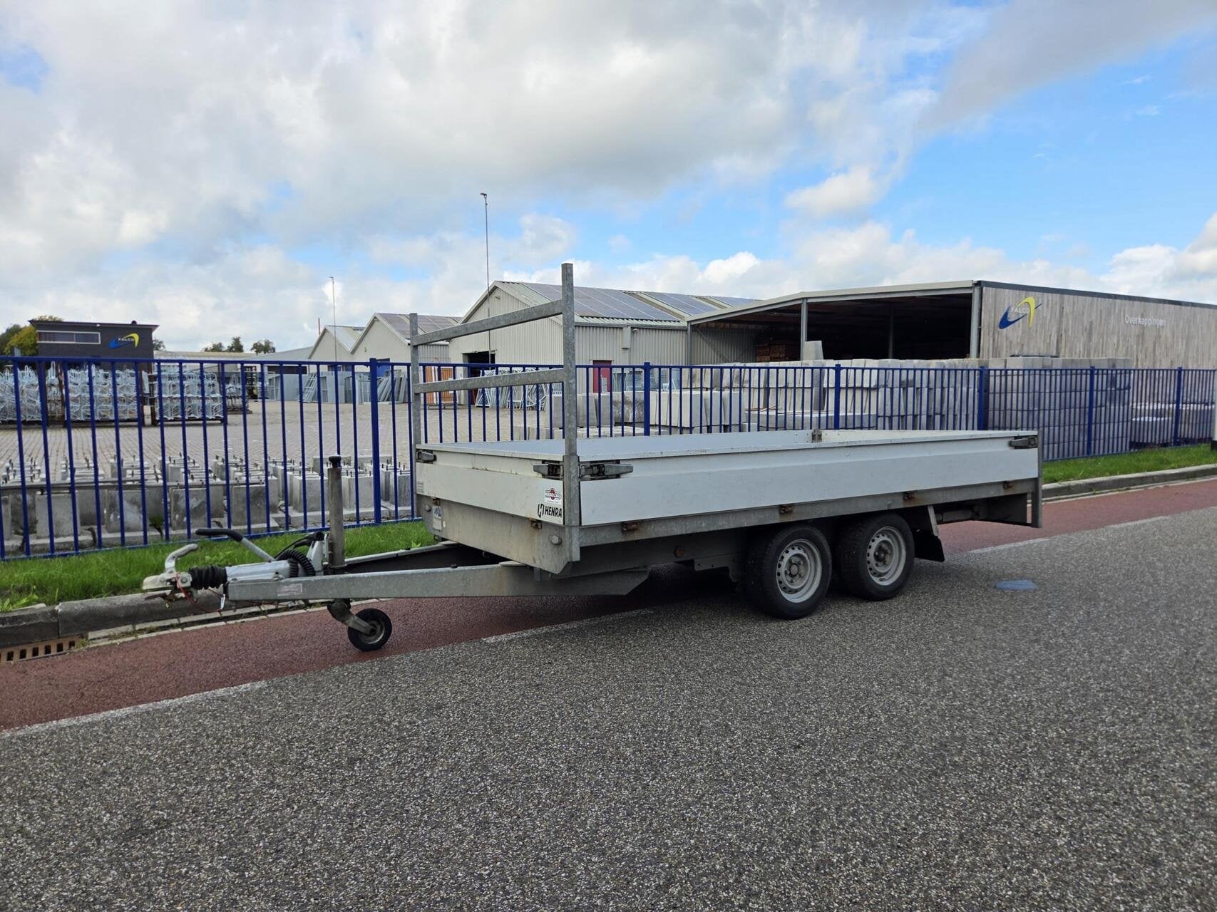 Henra Plateauwagen | 350 x 183 cm | 2700 kg, Gebruikt