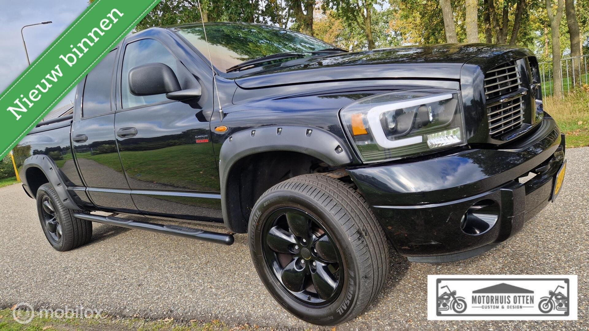 BLACK BEAST! DODGE 1500 5.7 HEMi SPORT RAM NWE. BANDEN+APK !, Gebruikt, 8 cilinders, Bedrijf, 349 pk