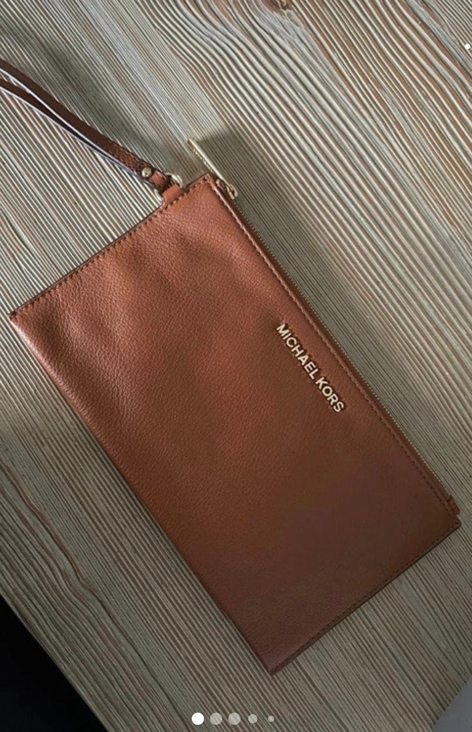 Michael Kors polstasje bruin leer, Ophalen of Verzenden, Zo goed als nieuw, Bruin, Avondtasje