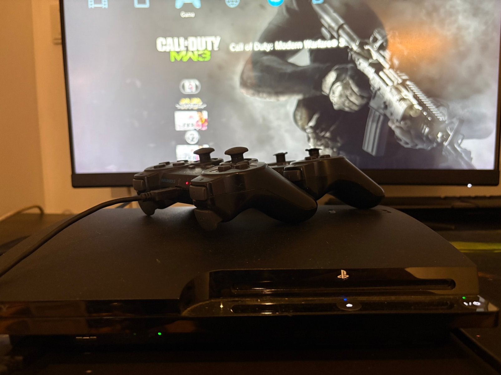 Sony PlayStation 3 Slim met 320GB opslag, model CECH-2504B., Verzenden, Gebruikt, Met 1 controller, Slim