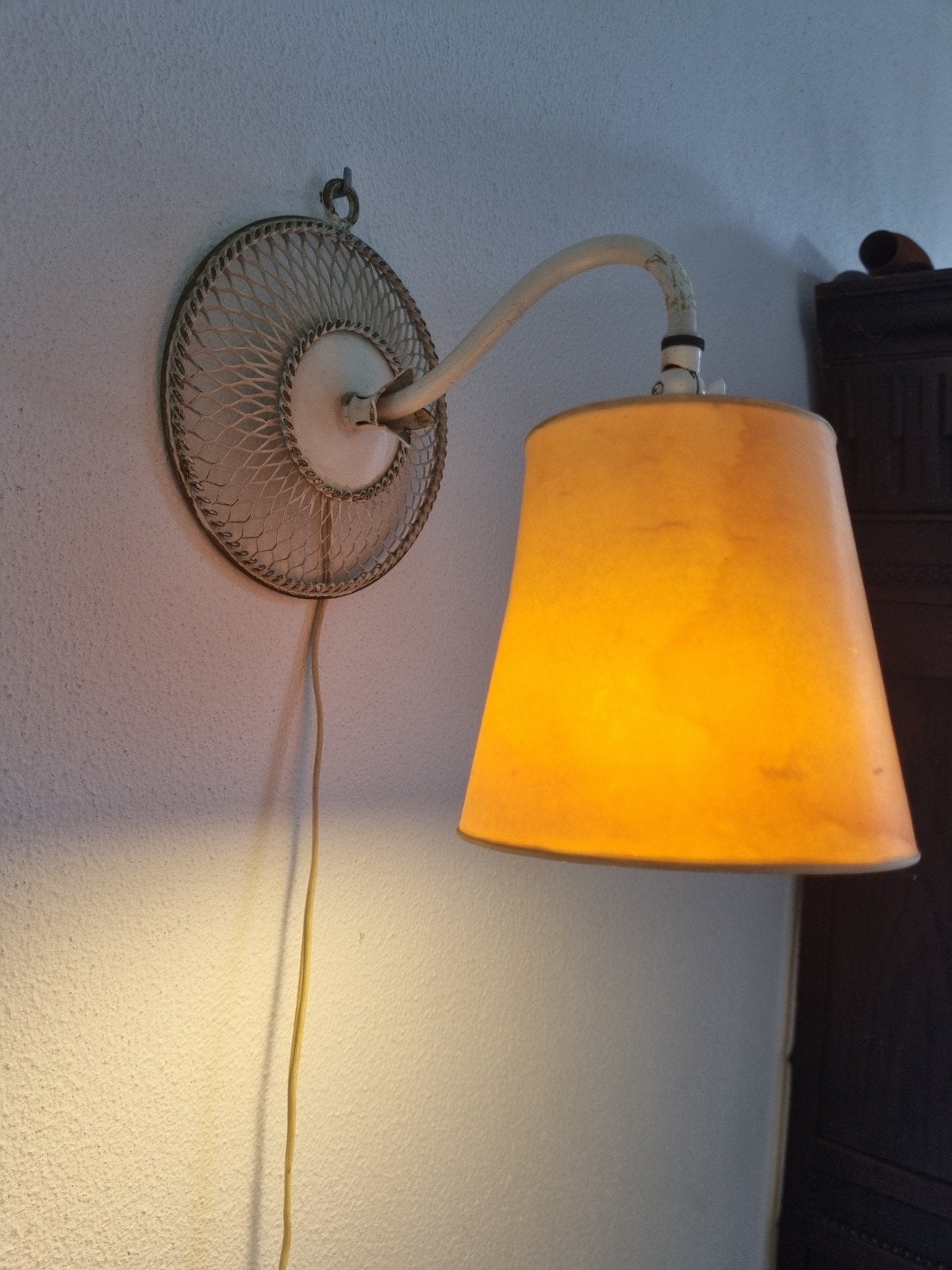 retro vintage wandlampje met perkamenten kapje, Huis en Inrichting, Lampen | Wandlampen, Ophalen, Gebruikt
