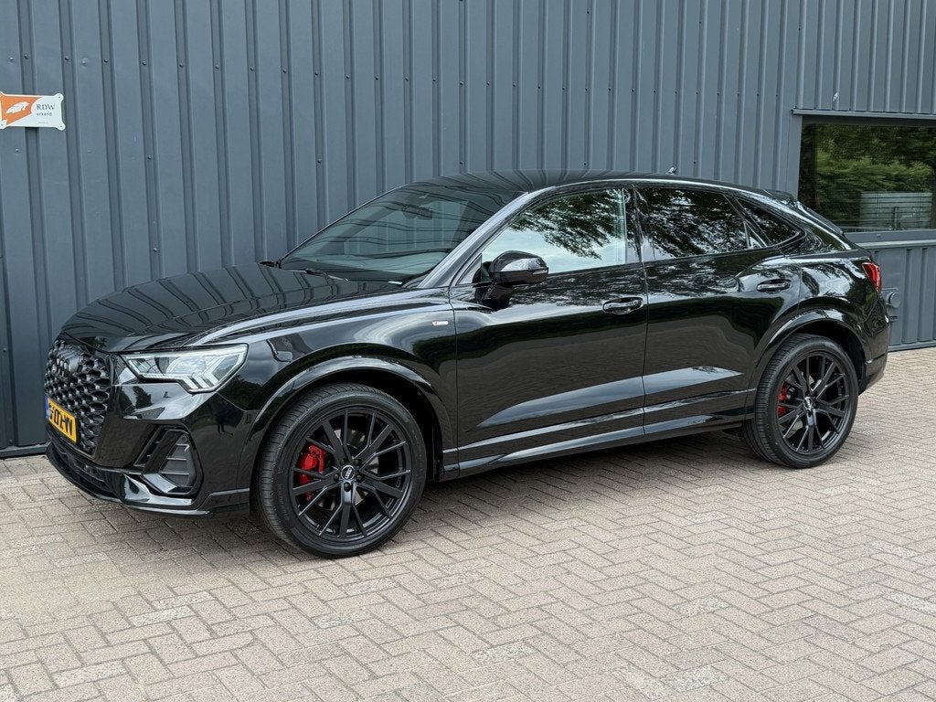 Audi Q3 Sportback 40 TFSI quattro S Edition 190PK!/3X S-LINE, Auto's, Audi, Automaat, Gebruikt, 1984 cc, Zwart