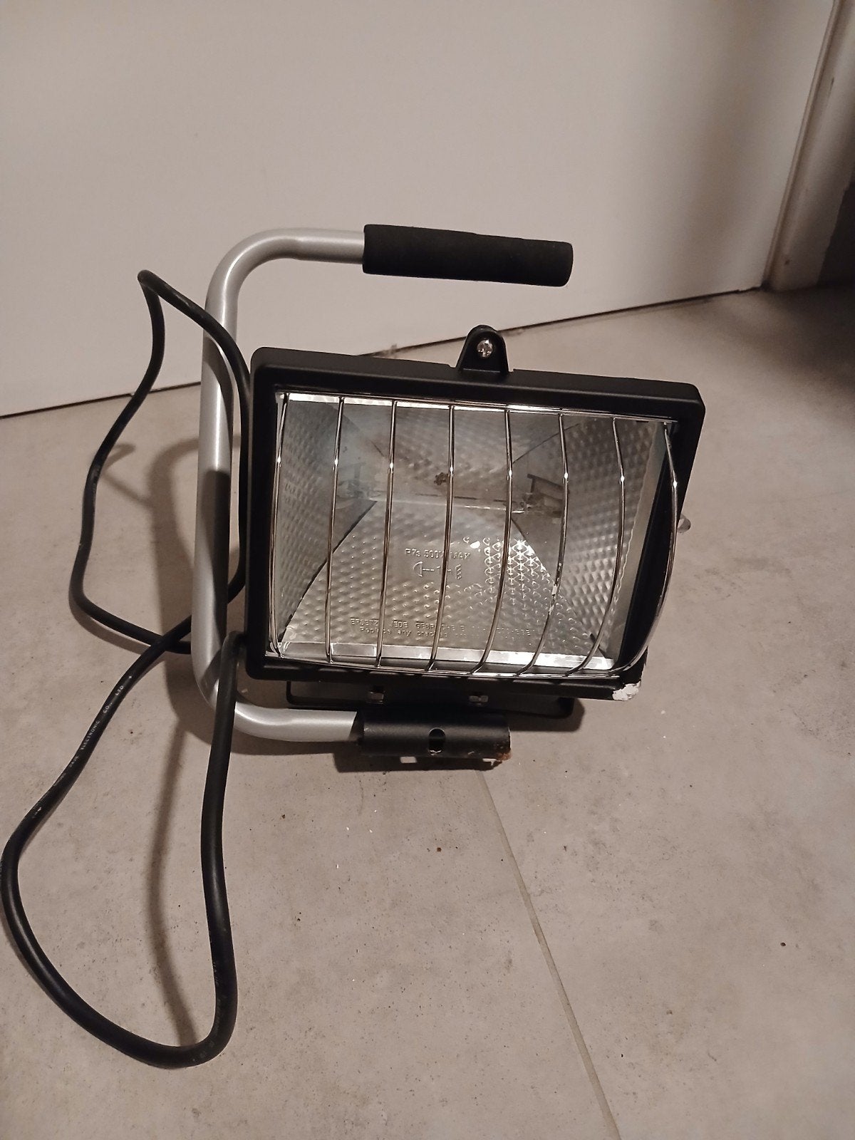 Bouwlamp prijs €10, Ophalen of Verzenden, Batterij