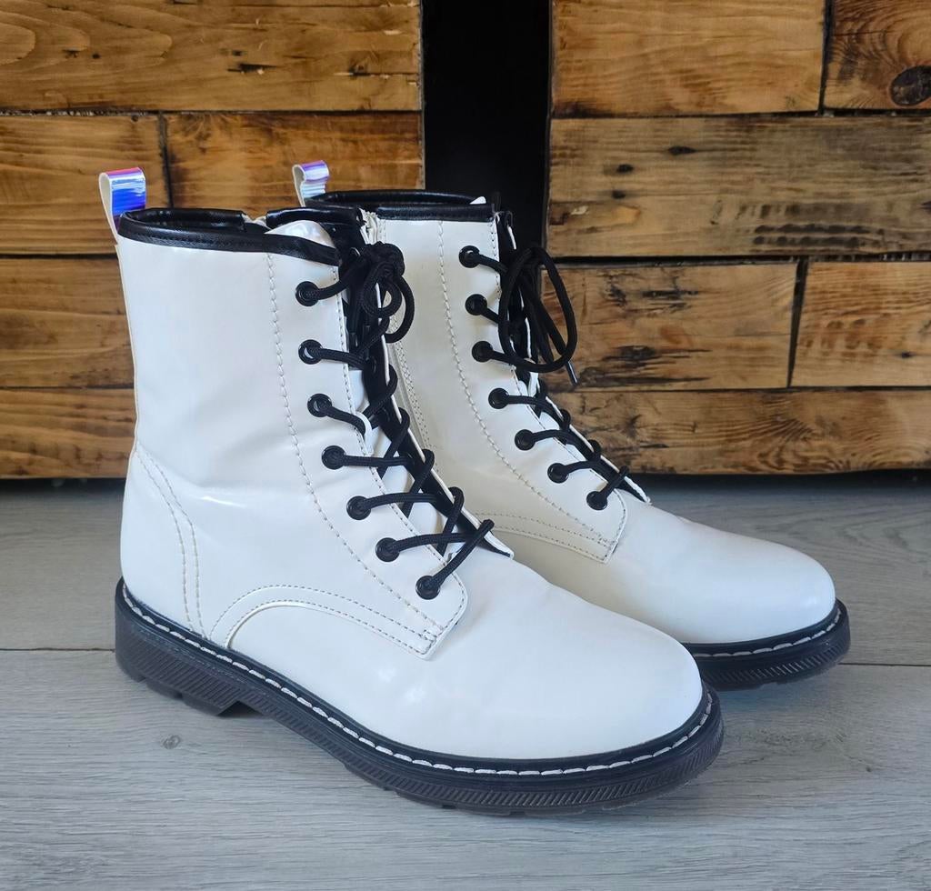 Oxmox Dames Witte veterboot - Maat 39, Oxmox, Wit, Ophalen of Verzenden, Sneakers of Gympen
