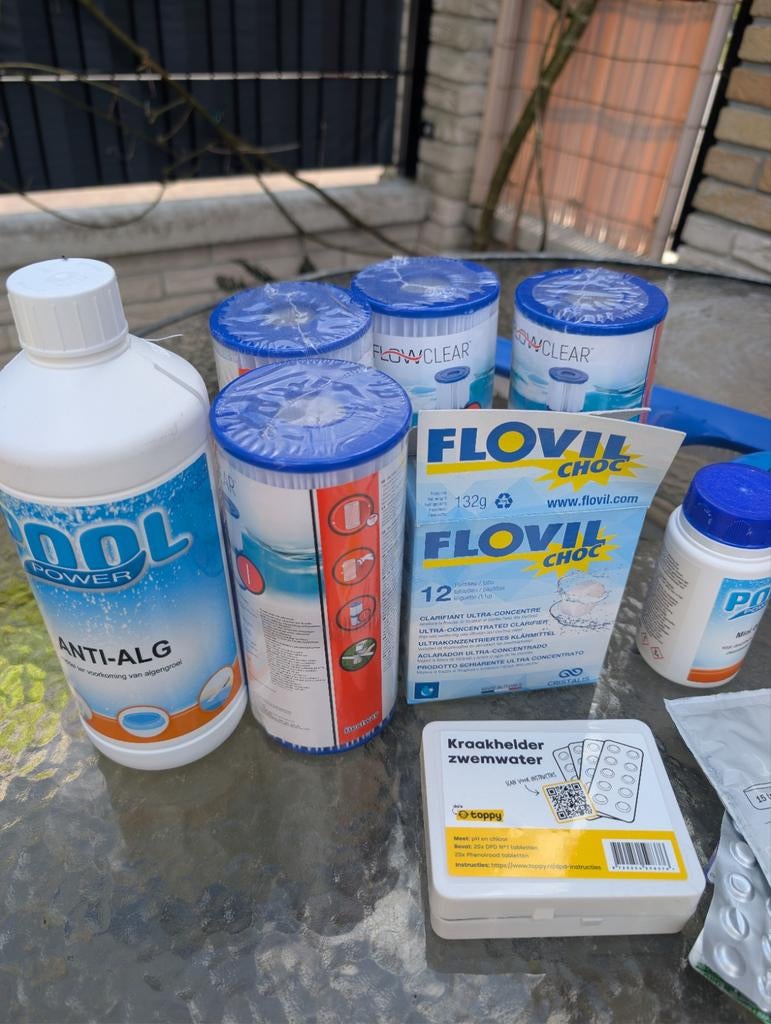 Zwembadpomp met filters en reinigingsmiddelen, Tuin en Terras, Zwembad-toebehoren, Ophalen, Gebruikt, Zwembadpomp