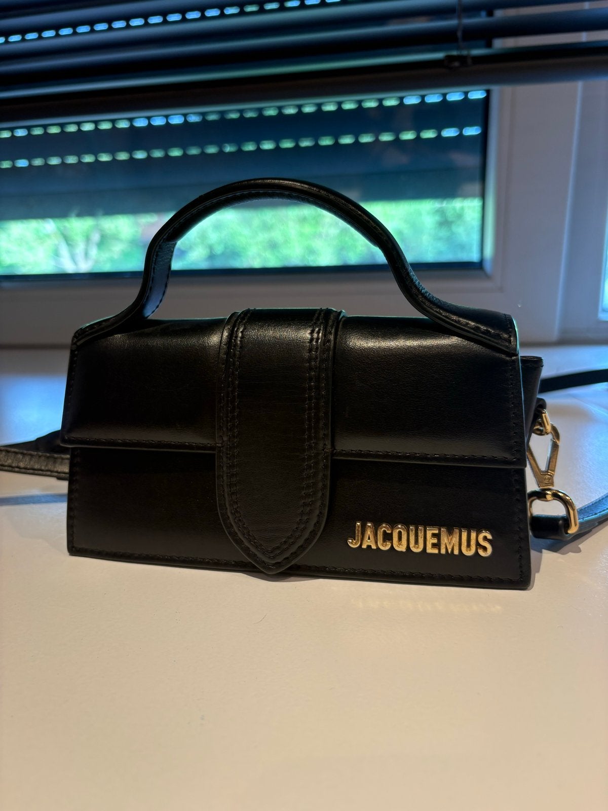 Jacquemus tasje origineel zwart, Sieraden, Tassen en Uiterlijk, Tassen | Damestassen, Ophalen, Zo goed als nieuw, Zwart, Schoudertasje