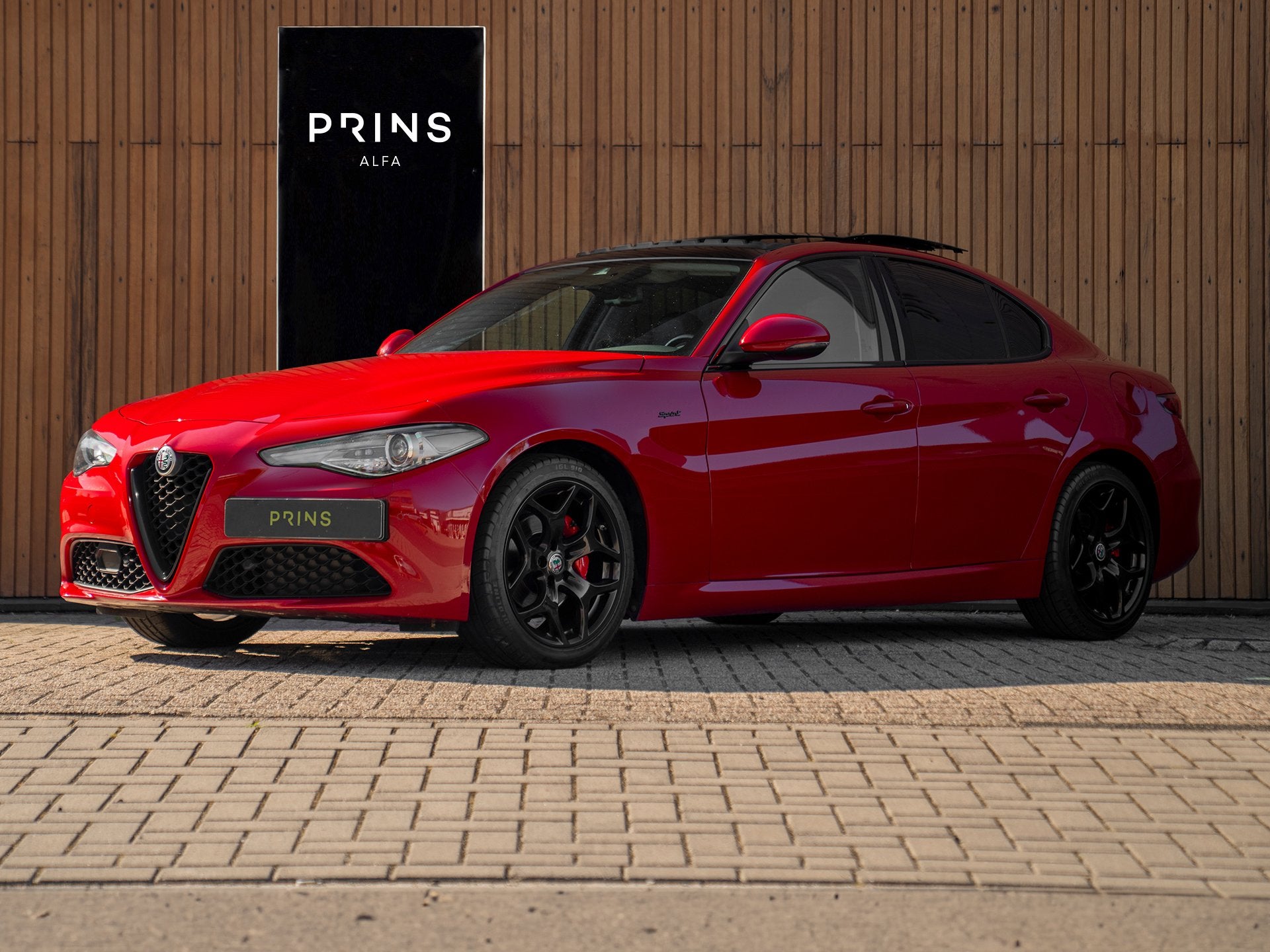 Alfa Romeo Giulia 2.2 Sprint | Panoramadak | Veloce stoelen, 745 kg, Achterwielaandrijving, Euro 6, Bedrijf