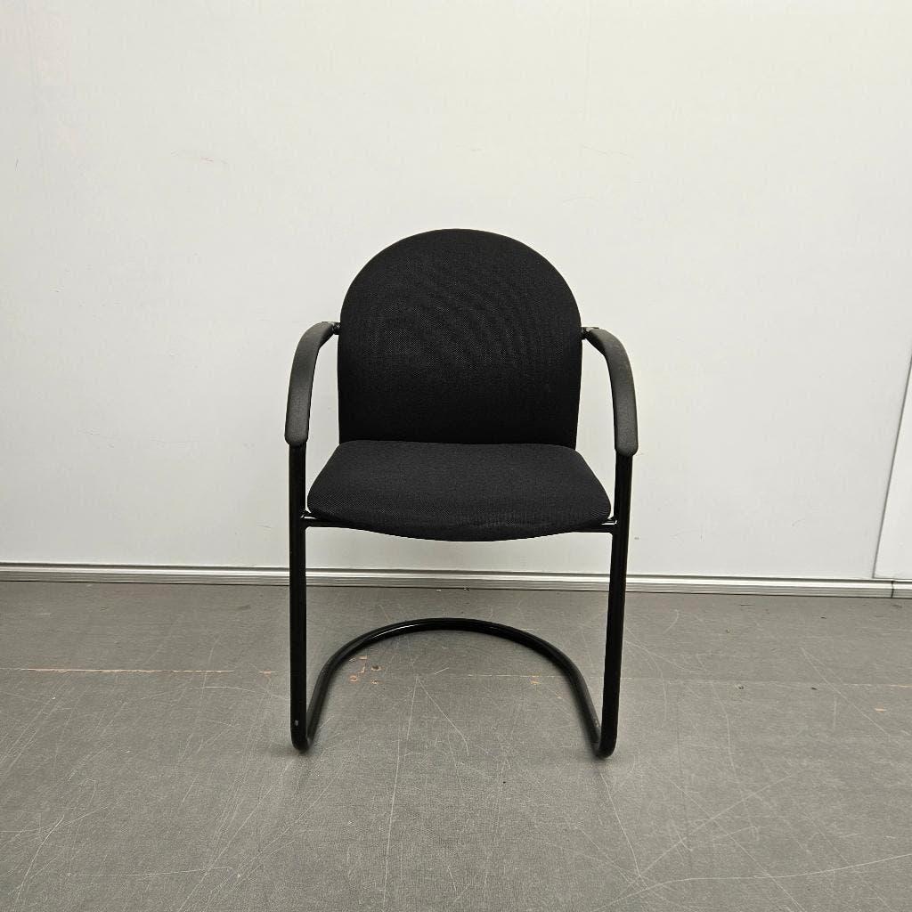 Set van 4 Lande sledestoelen stoelen vergaderstoelen, Huis en Inrichting, Stoelen, Ophalen, Gebruikt, Vier