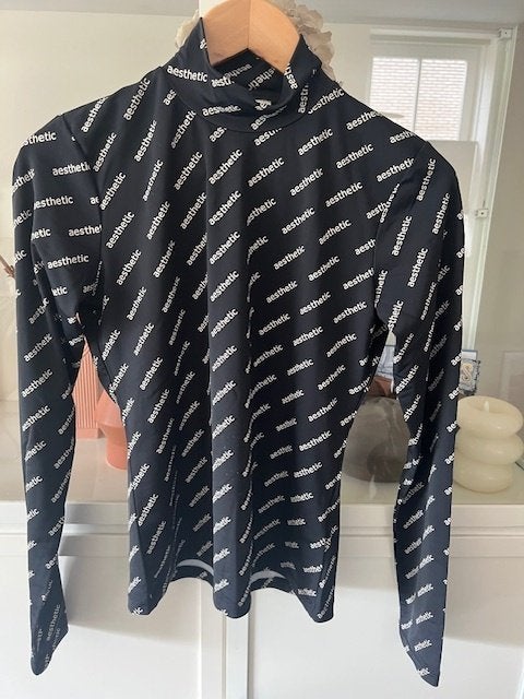 Zwarte top met lange mouwen van Shoeby, maat xs, Kleding | Dames, Verzenden, Zwart, Zo goed als nieuw, Lange mouw