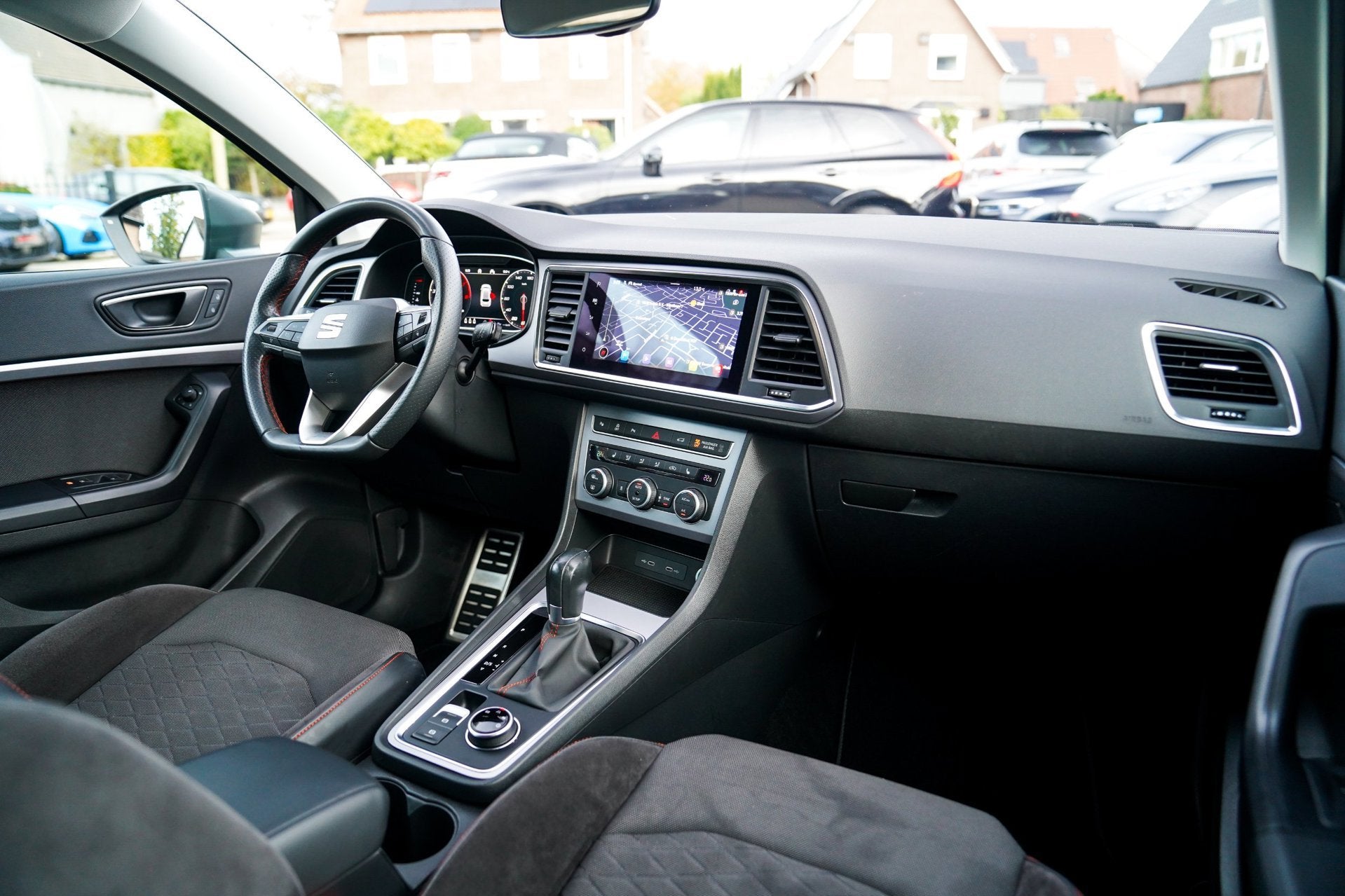 Seat Ateca 1.5 TSI Xperience | Adaptief Cruise | Carplay | L, Auto's, 4 cilinders, 150 pk, Ateca, Bedrijf