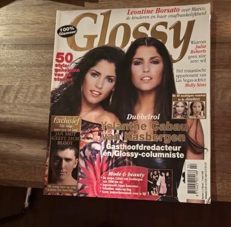 Glossy, Ophalen of Verzenden, Zo goed als nieuw, Glossy