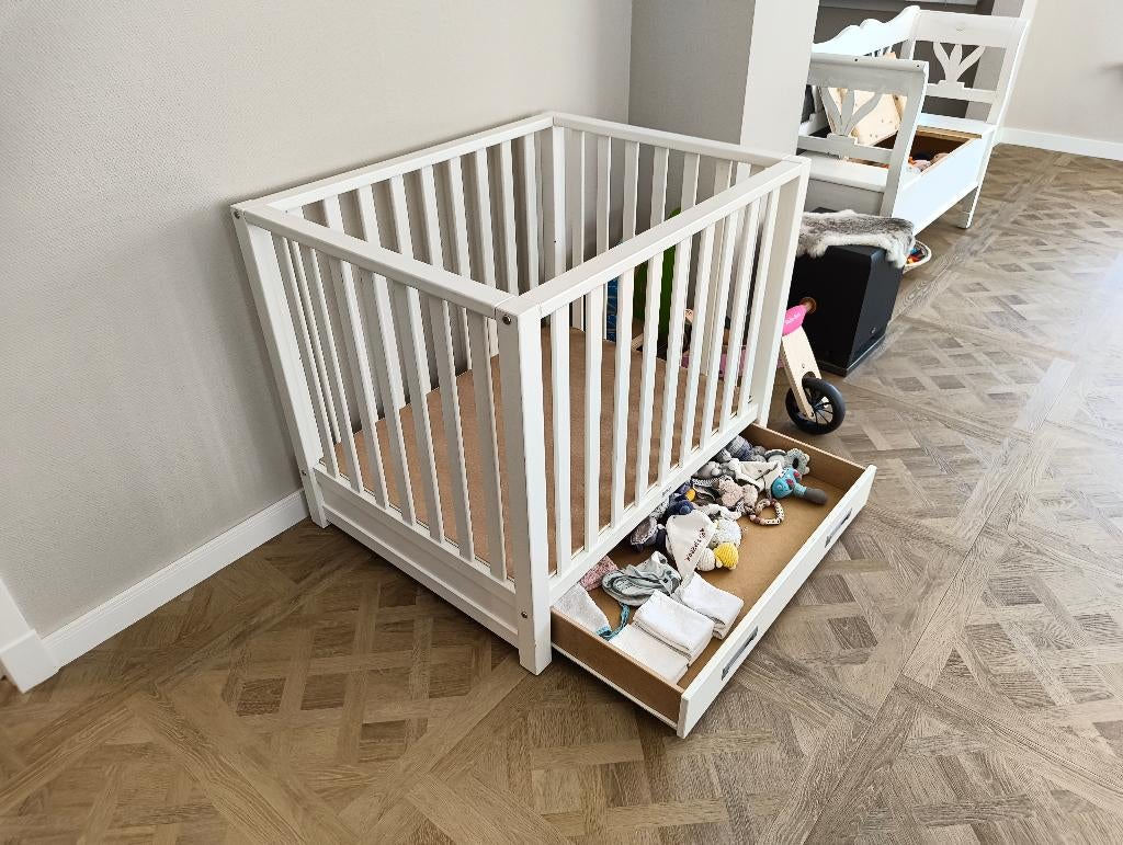 Stevige witte box met lade, Kinderen en Baby's, Boxen, Gebruikt, Rechthoekig, In hoogte verstelbaar, Lade, Ophalen