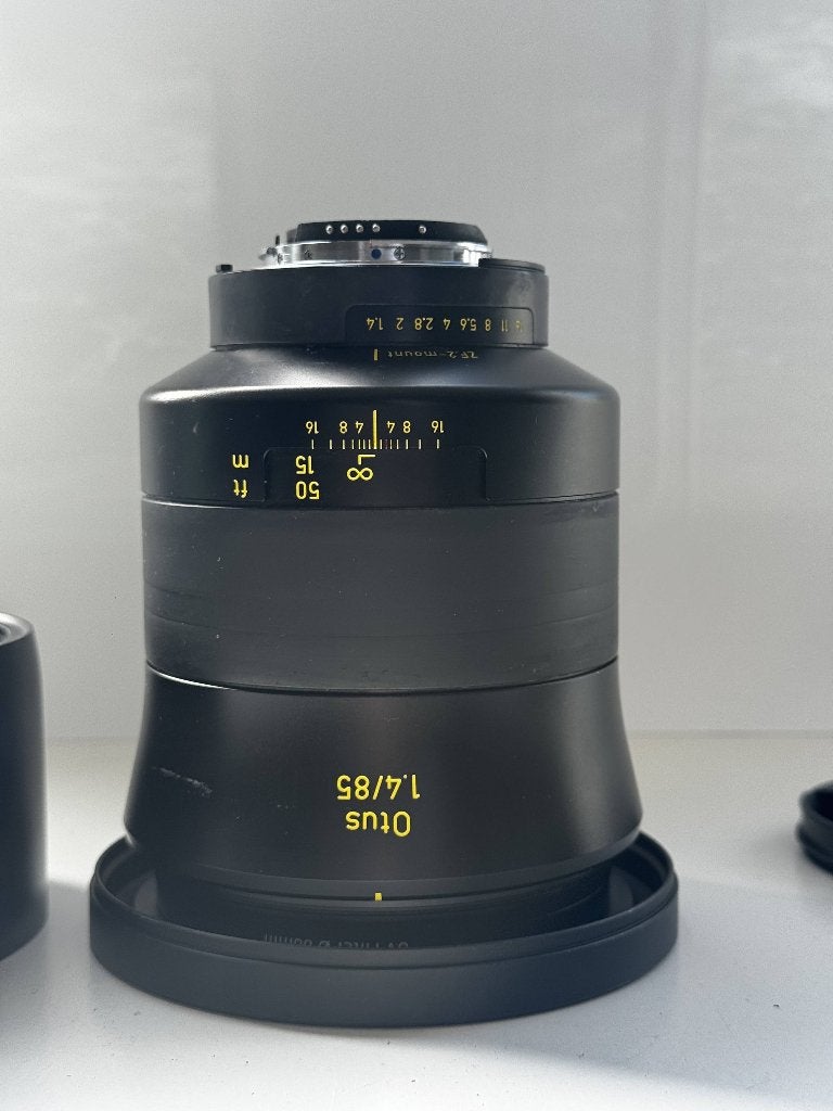 Zeiss Otus 85mm f/1.4 – Nikon F – cine-gemod, Ophalen, Gebruikt, 85 mm, Handmatige focus