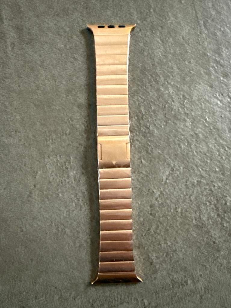 Gouden horlogebandje voor apple watch 49,46,44 mm, Ophalen, Gebruikt, Overige materialen