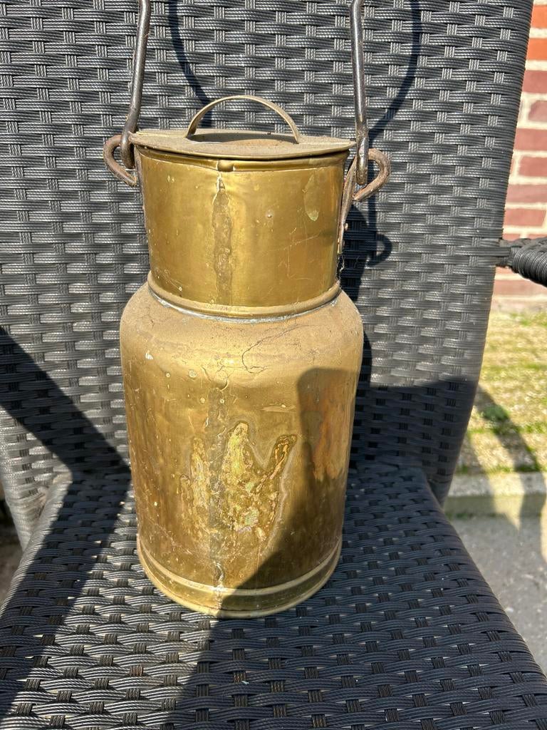 Antieke koperen melkbus met deksel en hengsel, Ophalen of Verzenden, Koper