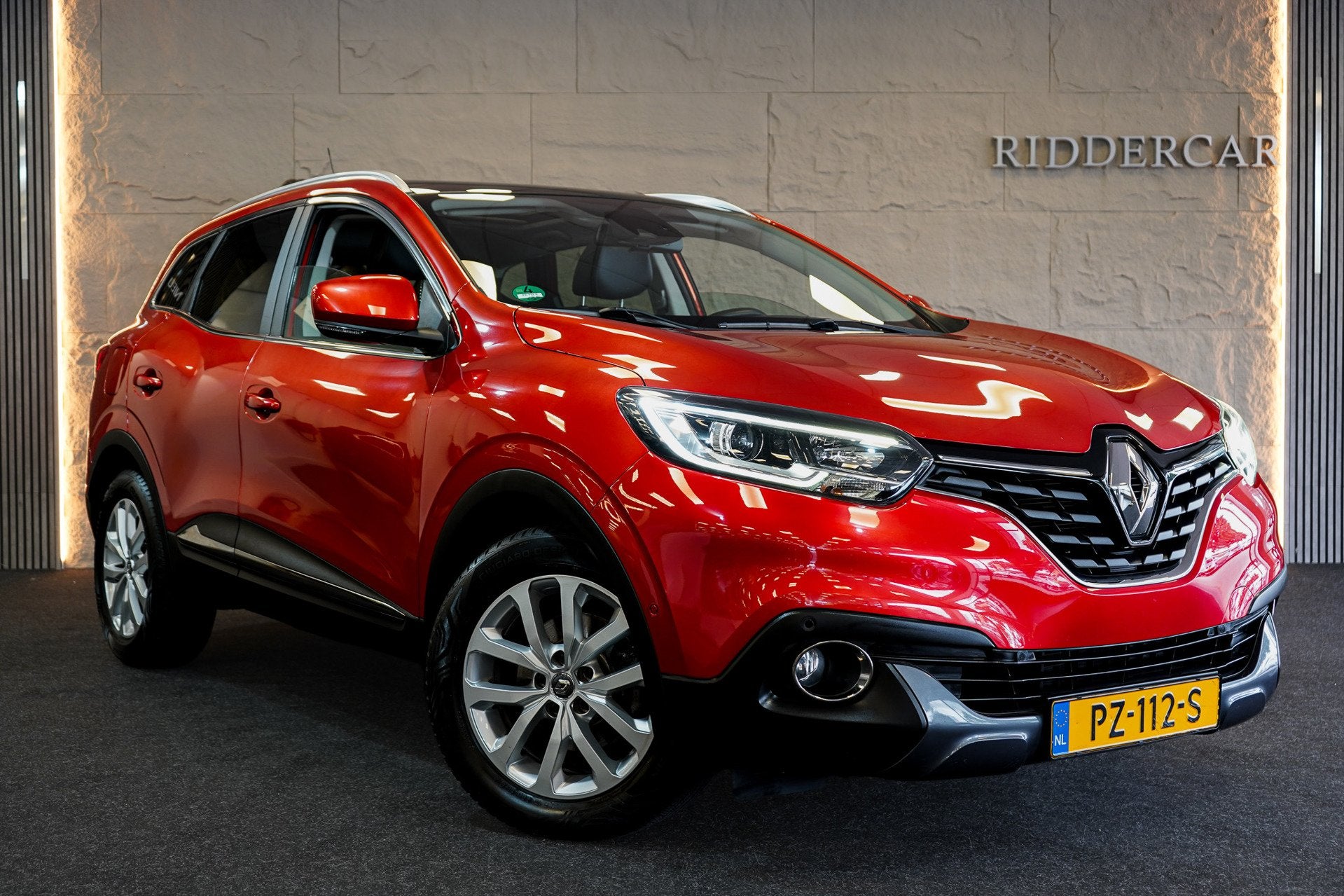 Renault Kadjar 1.2 TCe Intens|AUTOMAAT|NAP|2E EIG|TREKHAAK|P, Auto's, Kadjar, Gebruikt, 4 cilinders, Origineel Nederlands