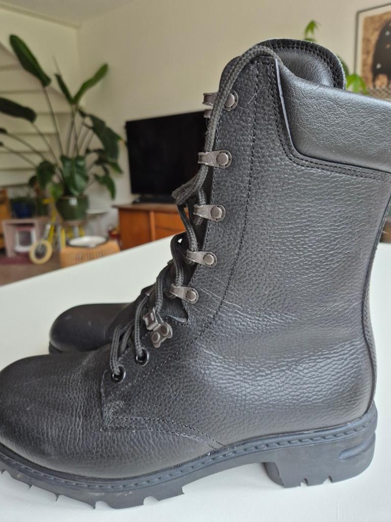 Nieuwe kistjes maat 285m = 44.5, Sport en Fitness, Bergsport en Wandelen, Ophalen, Nieuw, Schoenen