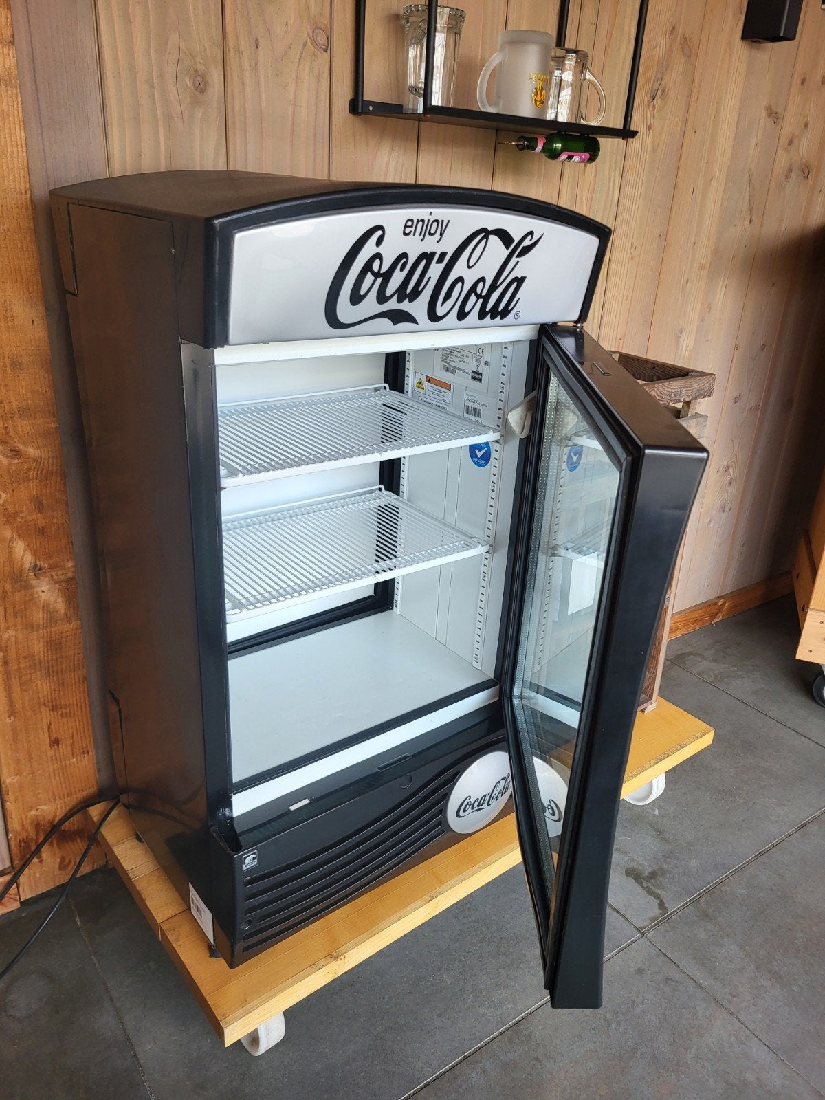 originele Coca-Cola koeler, Minder dan 75 liter, Ophalen, Zonder vriesvak, 160 cm of meer