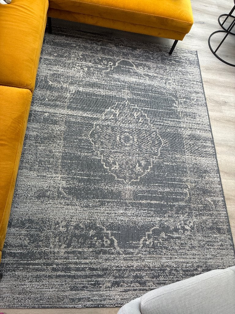 Vloerkleed, Huis en Inrichting, Stoffering | Tapijten en Kleden, Ophalen, Gebruikt, 200 cm of meer, Grijs