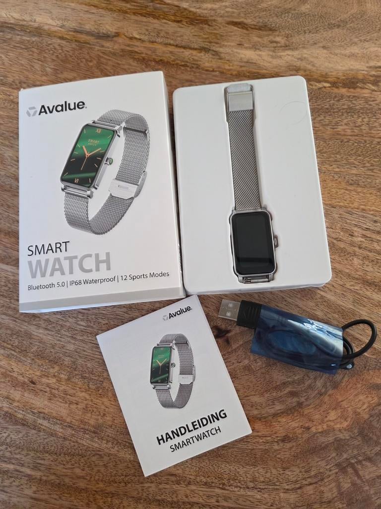 Smartwatch  Avalue. Zilverkleurige, Ophalen of Verzenden, Zo goed als nieuw, Conditie, Android