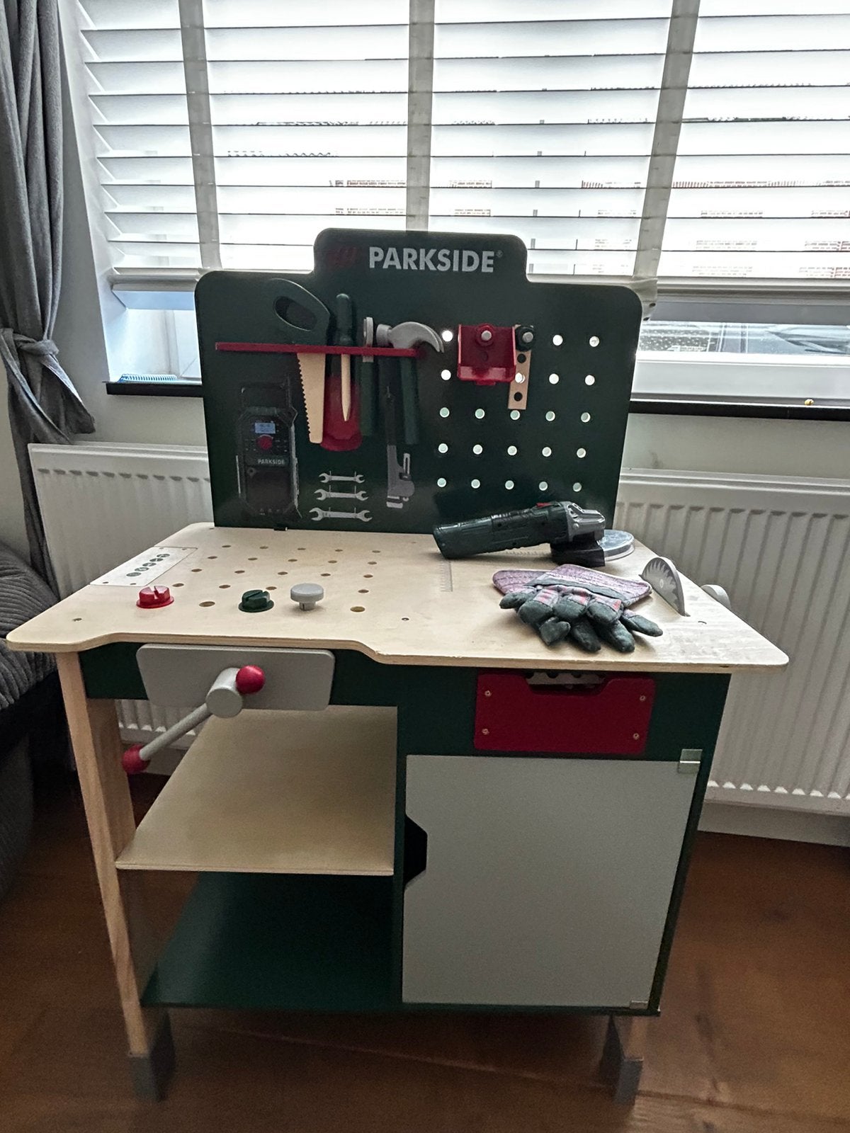 Parkside kinderwerkbank met accessoires, Ophalen, Zo goed als nieuw