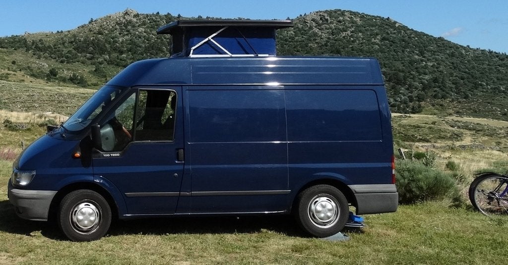 Ford Transit camper, nw APK, bj 2006 , 223.000 CC, trekh. KK, Chemisch toilet, Buscamper of Camperbus, Ford, Tot en met 2