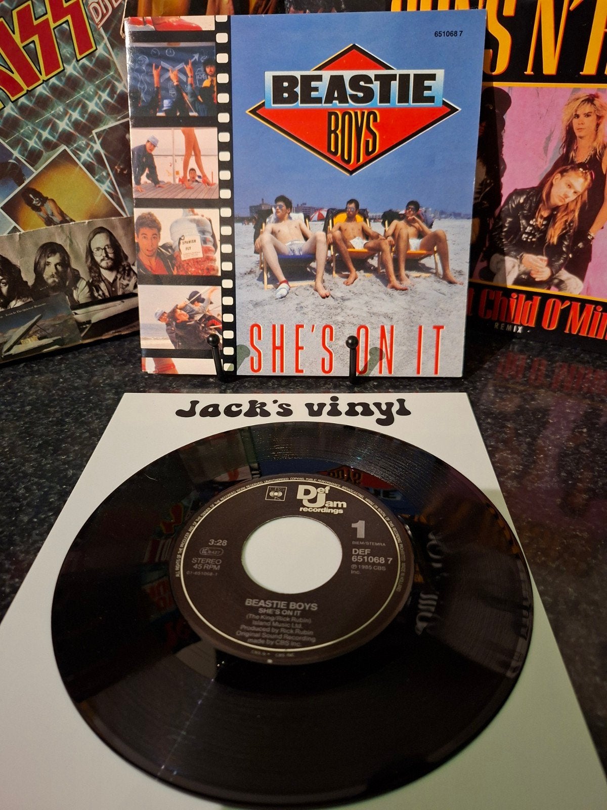 Beastie Boys - She's On It 7 inch vinyl single  1985/1, 7 inch, Ophalen of Verzenden, Overige typen, Fotohoes