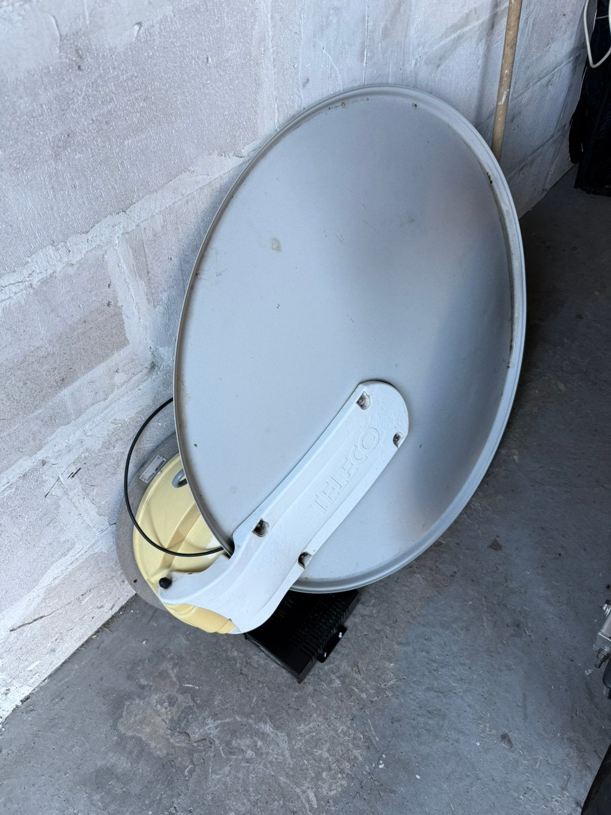 Schotel met toebehoren, Ophalen, Gebruikt, (Schotel)antenne, Overige merken