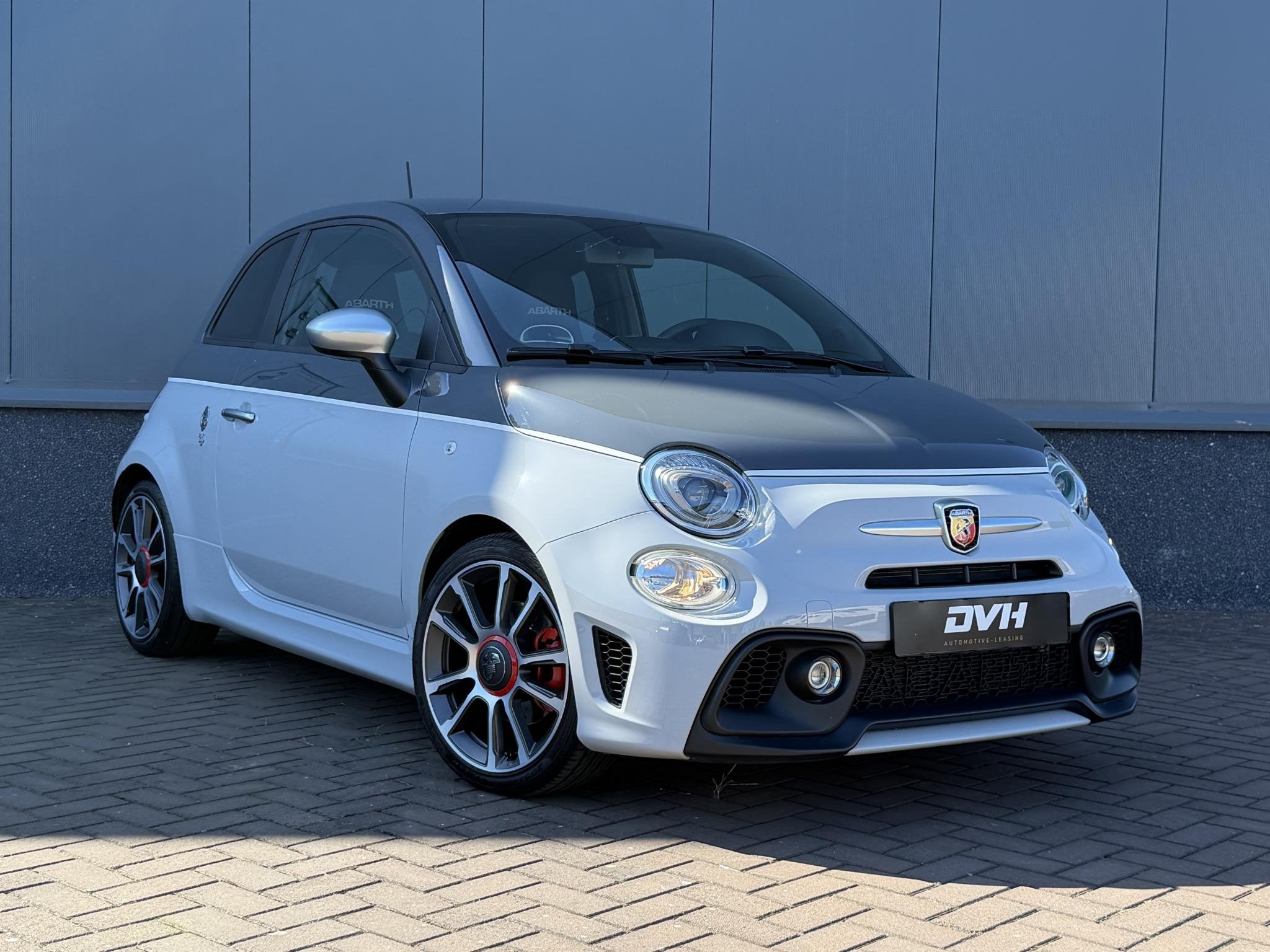 Abarth 595 1.4 T-Jet Turismo 70th Anniversary BEATS | 1e EIG, Auto's, Dealer onderhouden, 15 km/l, Gebruikt, 4 cilinders