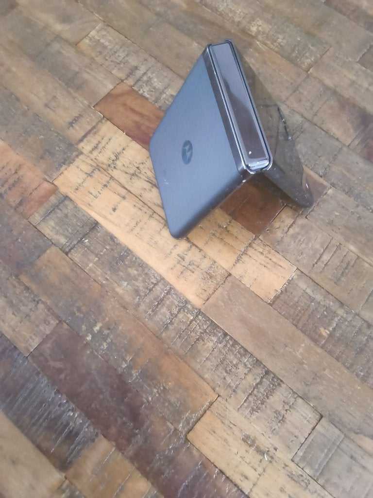 Motorola Razr 40 ultra, Zwart, Inklapmodel, Ophalen of Verzenden, Zo goed als nieuw