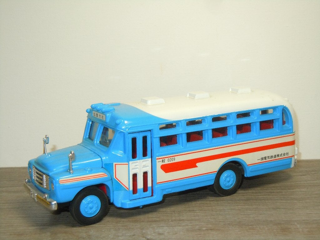 Isuzu Bonnet Bus - Tomica Dandy 35 Japan - 1:43, Overige merken, Japan, Verzenden, Zo goed als nieuw