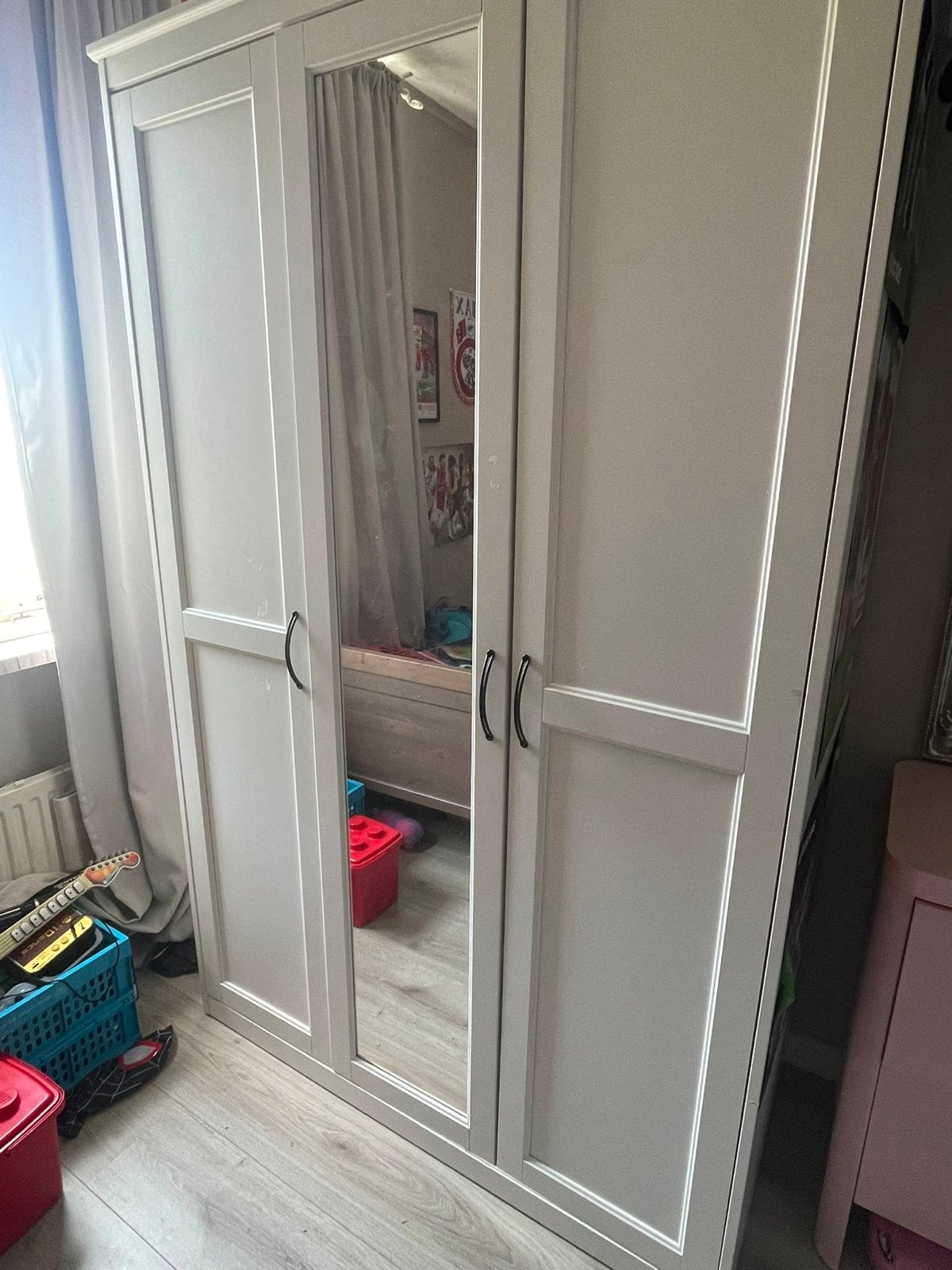 Witte IKEA kledingkast met spiegeldeur, Huis en Inrichting, Ophalen, Gebruikt, 100 tot 150 cm, 200 cm of meer